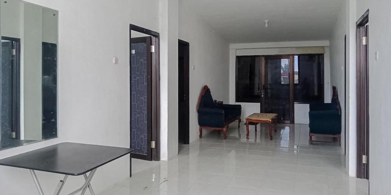 Citra Green House Syariah Near Universitas Тулунгагун Екстериор снимка